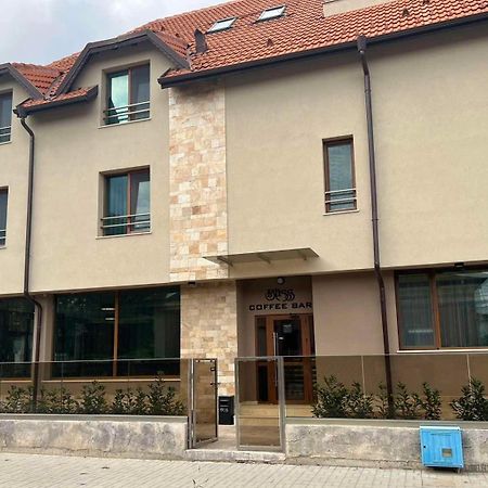 Хотел Bliss Kazichene Exterior foto