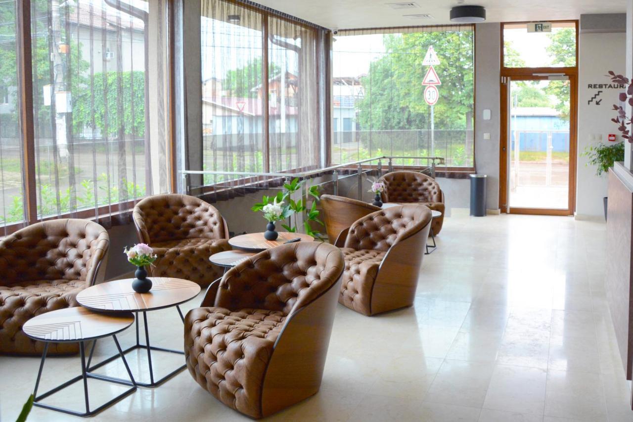 Хотел Bliss Kazichene Exterior foto