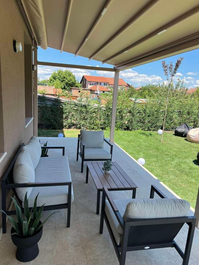 Хотел Bliss Kazichene Exterior foto
